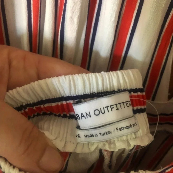 Urban outfitters romper - Picture 3 of 7